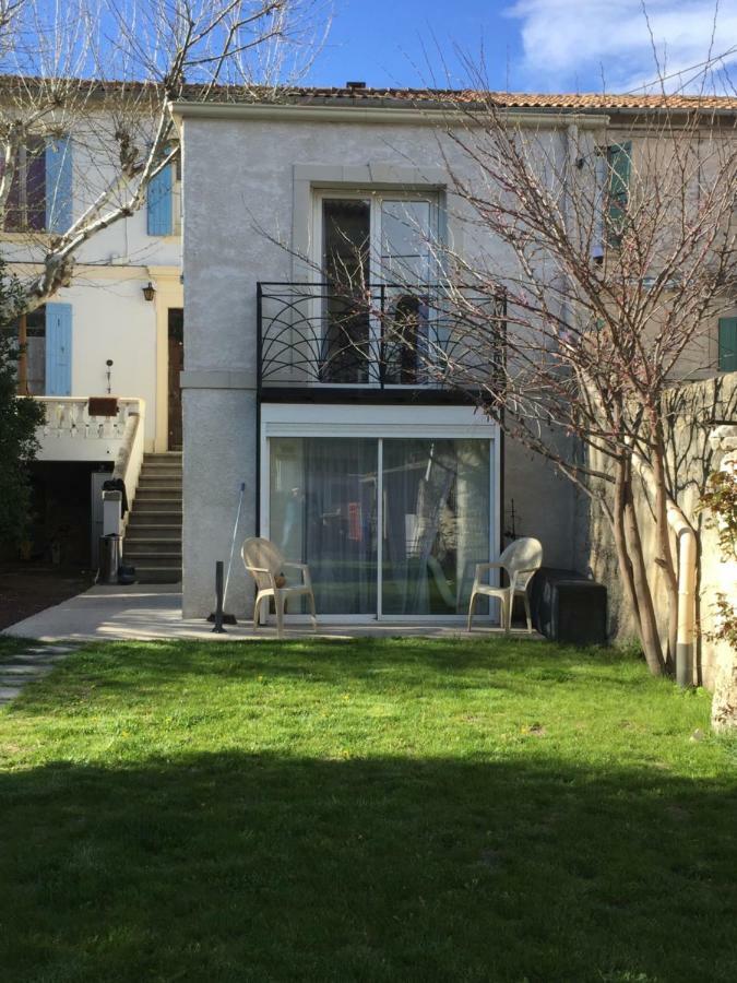 Les Papalines Villa Авиньон Екстериор снимка