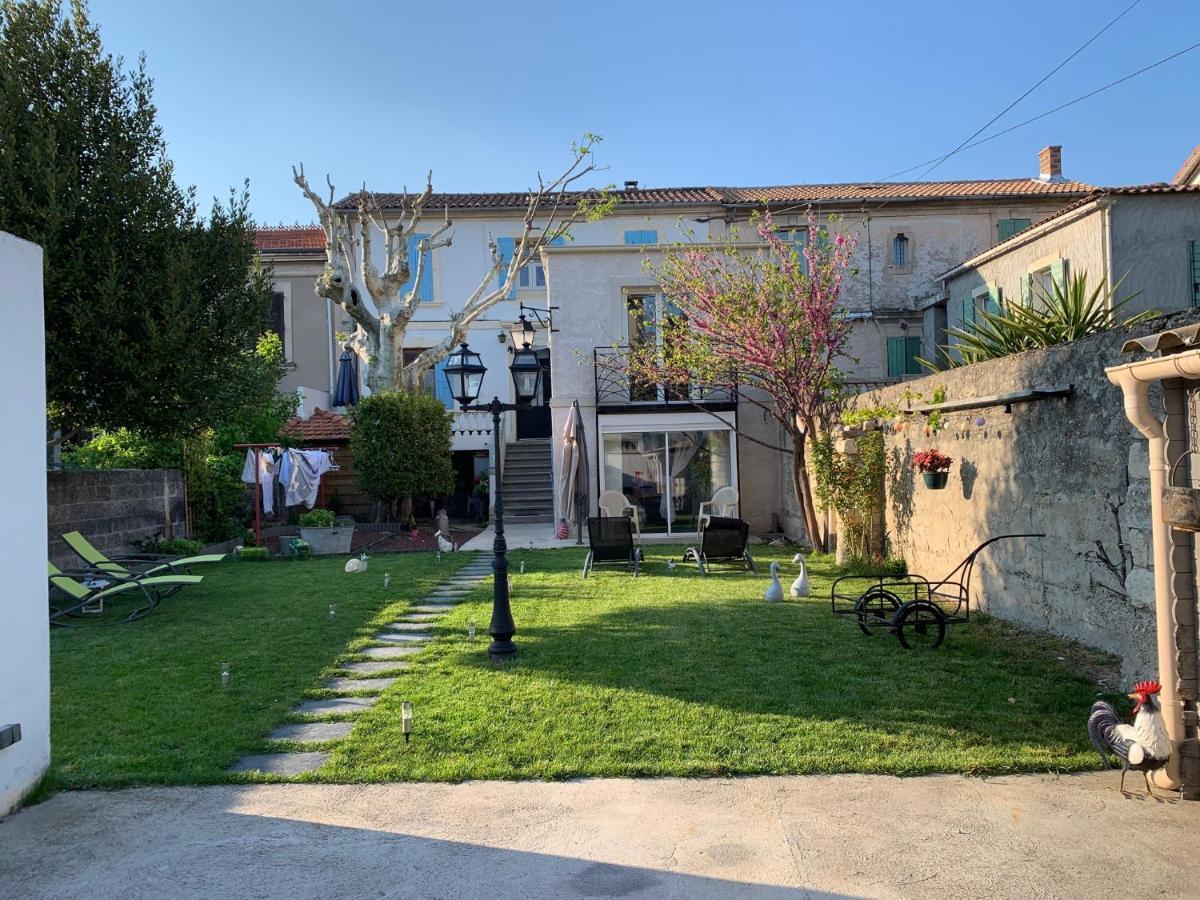 Les Papalines Villa Авиньон Екстериор снимка